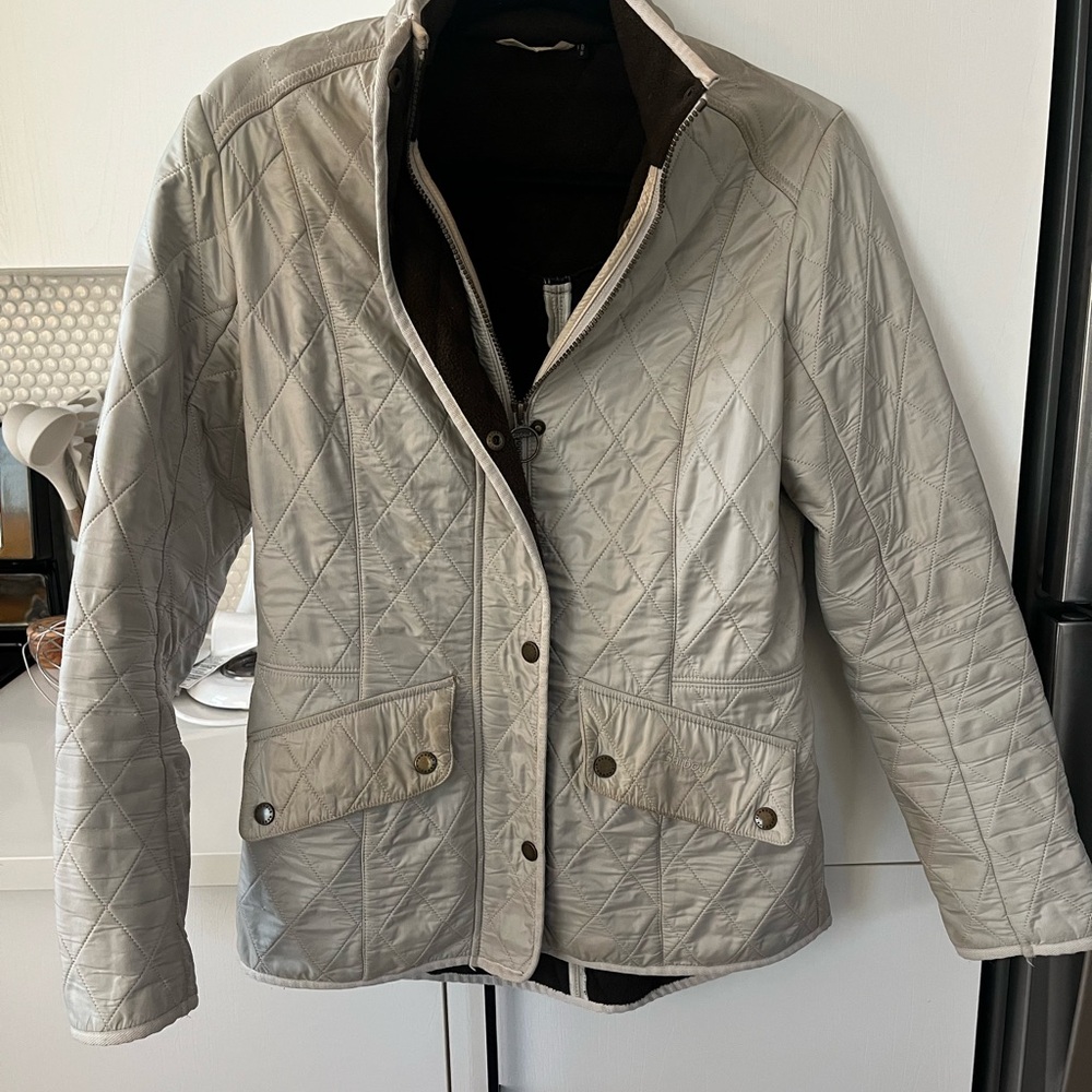 Barbour Women's Quilted Puffer Jacket - Light Gray